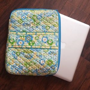 •Vera Bradley Laptop Case•